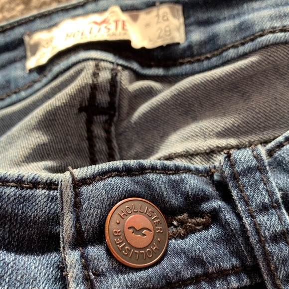 Hollister size 3short ripped skinny jeans. W26 L29 - Picture 8 of 12